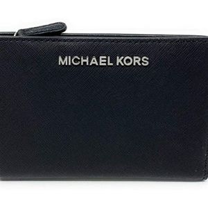 Michael Kors Carryall 2 in 1 Wallet With Card Case